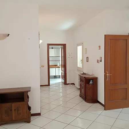 Apartmán Trilocale Centrum By Nonsolomare Vacanze Srlu *