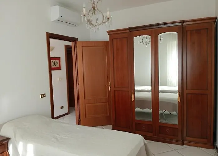 Apartmán Trilocale Centrum By Nonsolomare Vacanze Srlu